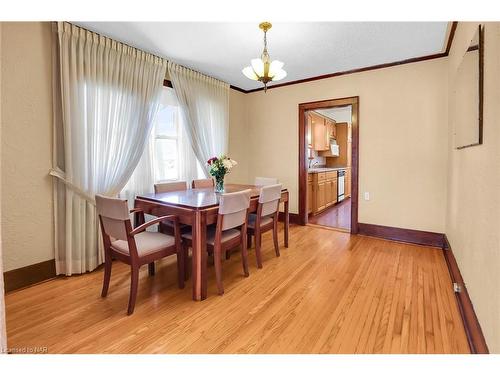 168 Thorold Road, Welland, ON - Indoor Photo Showing Dining Room