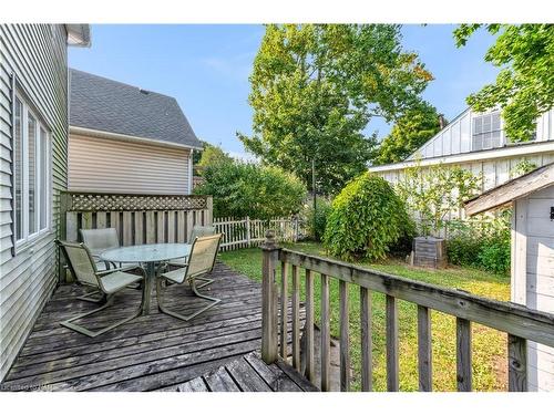 18 Hooker Street, Welland, ON - Outdoor With Deck Patio Veranda With Exterior