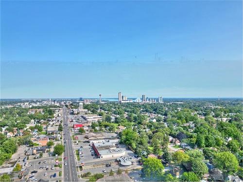 5791 Dorchester Road N, Niagara Falls, ON - Outdoor With View