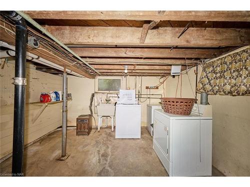 840 Ridge Road N, Ridgeway, ON - Indoor Photo Showing Basement