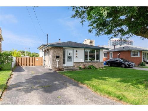 63 Honeywell Drive, Hamilton, ON - Outdoor