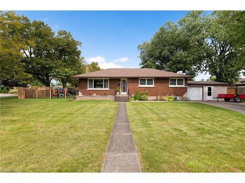 39 Greenhill Drive, Thorold, ON - Outdoor With Facade