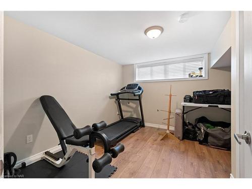 39 Greenhill Drive, Thorold, ON - Indoor Photo Showing Gym Room