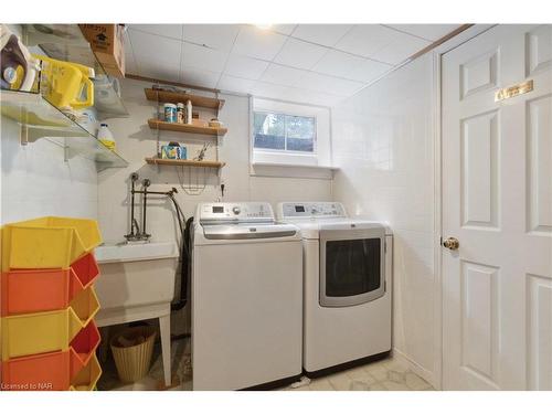 6 Viscount Place, St. Catharines, ON - Indoor Photo Showing Laundry Room