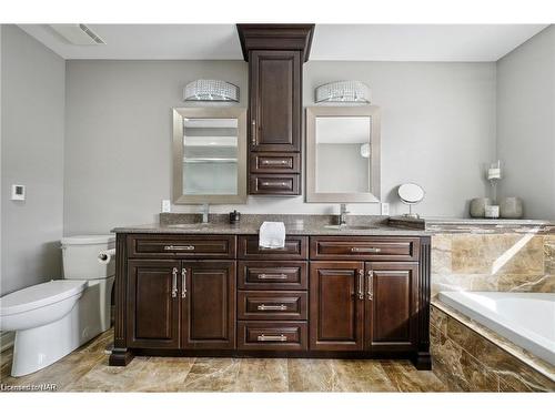 255 Colbeck Drive, Welland, ON - Indoor Photo Showing Bathroom