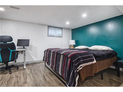 95 St Augustine Drive, St. Catharines, ON - Indoor Photo Showing Bedroom