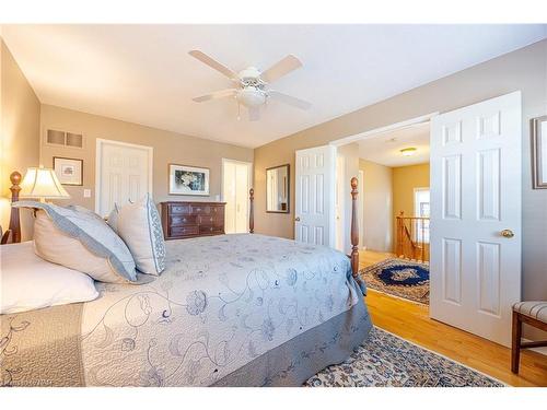 53 Stevens Drive, Niagara-On-The-Lake, ON - Indoor Photo Showing Bedroom