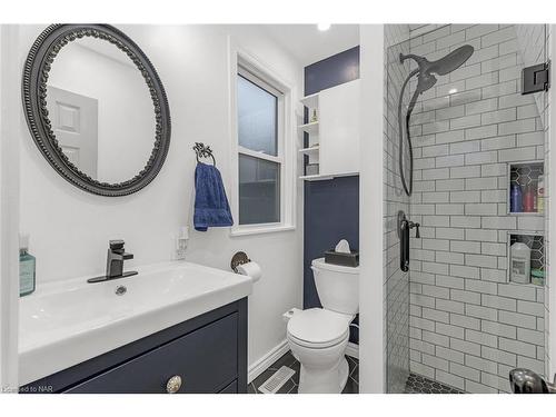 190 York Street, St. Catharines, ON - Indoor Photo Showing Bathroom