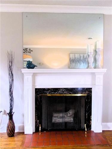 57 Edgar Street, Welland, ON - Indoor Photo Showing Living Room With Fireplace