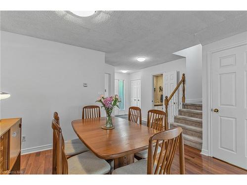 1-5 Carn Castle Gate, St. Catharines, ON - Indoor Photo Showing Dining Room