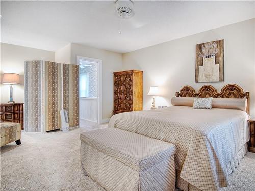 111 Lake Street, St. Catharines, ON - Indoor Photo Showing Bedroom