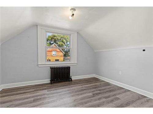 28 Division Street, St. Catharines, ON - Indoor Photo Showing Other Room