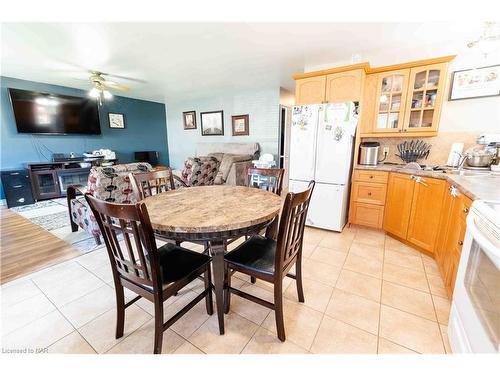 5 St Peter Street, St. Catharines, ON - Indoor Photo Showing Dining Room