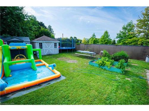 5 St Peter Street, St. Catharines, ON - Outdoor With Backyard