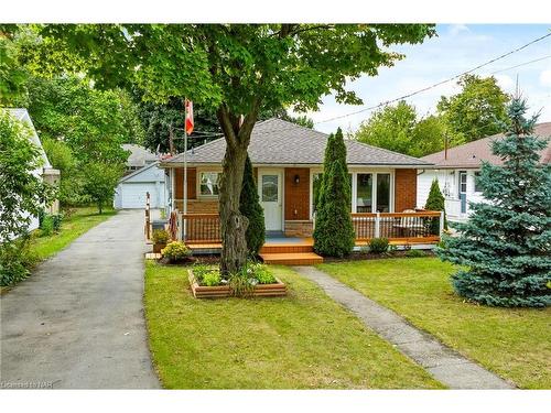 186 Glenwood Avenue, Port Colborne, ON - Outdoor With Deck Patio Veranda With Facade