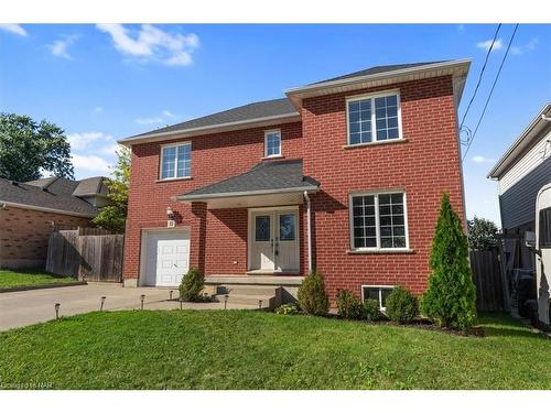 32 Mcnamara Street, Thorold, ON - Outdoor With Exterior