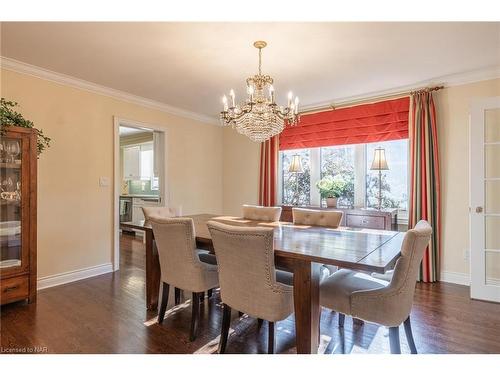 328 Niagara Boulevard, Niagara-On-The-Lake, ON - Indoor Photo Showing Dining Room