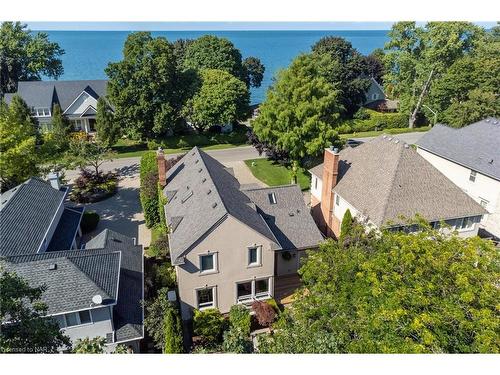 328 Niagara Boulevard, Niagara-On-The-Lake, ON - Outdoor With Body Of Water