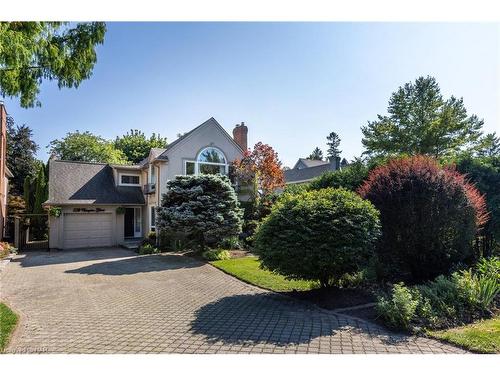 328 Niagara Boulevard, Niagara-On-The-Lake, ON - Outdoor With Facade