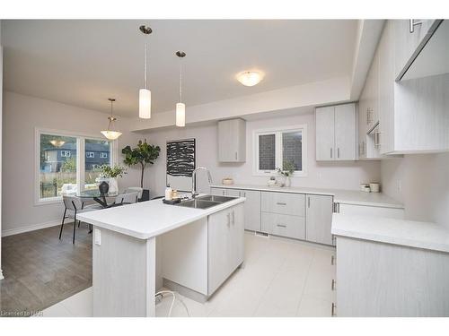 3245 Dominion Road, Ridgeway, ON - Indoor Photo Showing Kitchen With Double Sink