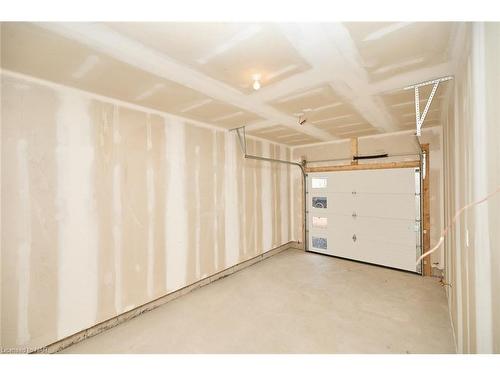 3245 Dominion Road, Ridgeway, ON - Indoor Photo Showing Garage