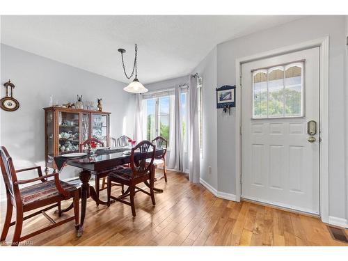 24-122 Bunting Road, St. Catharines, ON - Indoor Photo Showing Dining Room