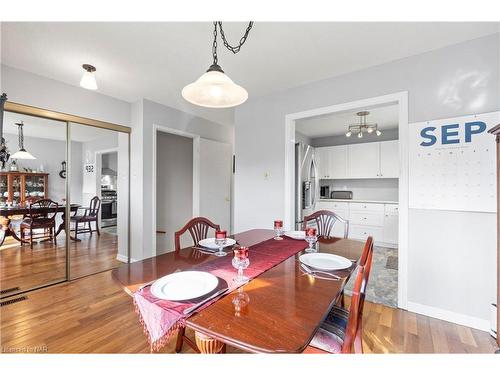 24-122 Bunting Road, St. Catharines, ON - Indoor Photo Showing Dining Room