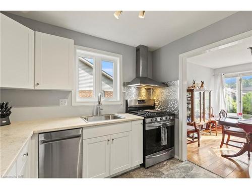 24-122 Bunting Road, St. Catharines, ON - Indoor Photo Showing Kitchen