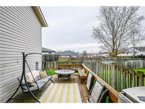 19 Windle Village Crescent, Thorold, ON - Outdoor With Deck Patio Veranda