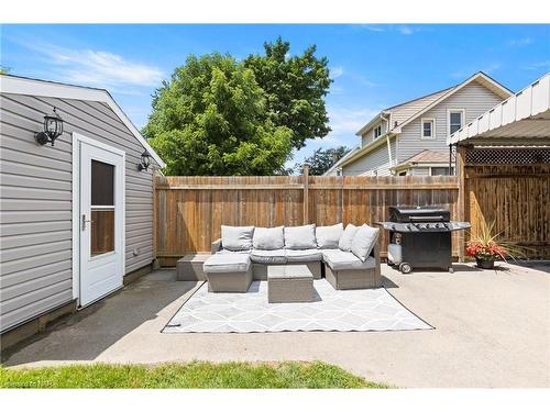 6386 Crawford Street, Niagara Falls, ON - Outdoor With Deck Patio Veranda With Exterior