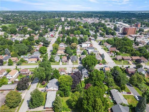 6386 Crawford Street, Niagara Falls, ON - Outdoor With View