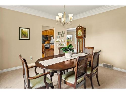 2170 Houck Crescent, Fort Erie, ON - Indoor Photo Showing Dining Room