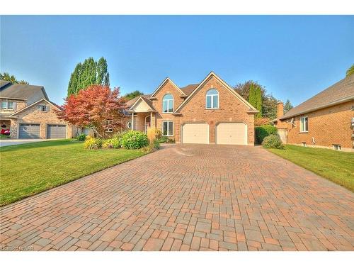 14 Brookfield Court, Fonthill, ON - Outdoor With Deck Patio Veranda