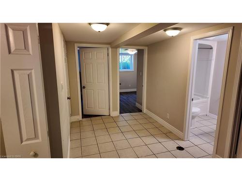 3 Calcott Court, Thorold, ON - Indoor Photo Showing Other Room