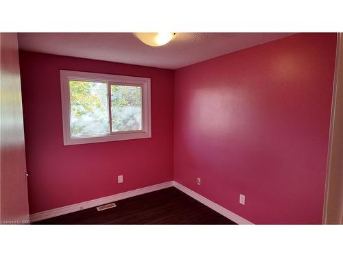 3 Calcott Court, Thorold, ON - Indoor Photo Showing Other Room