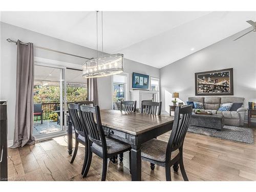 55-180 Port Robinson Road, Pelham, ON - Indoor Photo Showing Dining Room