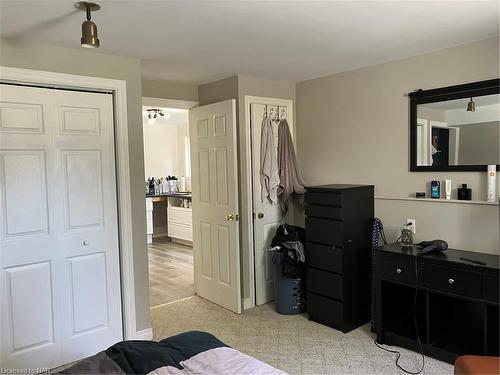 164 Dalhousie Avenue, St. Catharines, ON - Indoor Photo Showing Bedroom