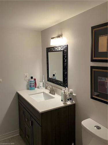 164 Dalhousie Avenue, St. Catharines, ON - Indoor Photo Showing Bathroom