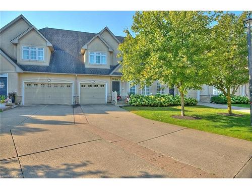 10-8142 Costabile Drive, Niagara Falls, ON - Outdoor With Facade