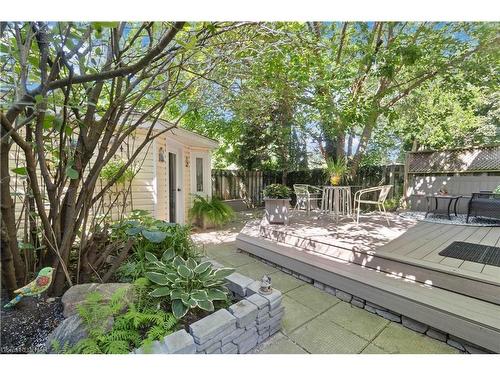 21 Johnston Street, St. Catharines, ON - Outdoor