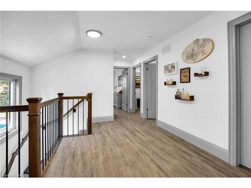 333 Eastwood Avenue, Crystal Beach, ON - Indoor Photo Showing Other Room