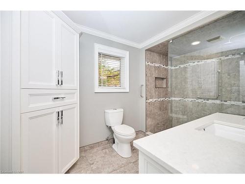 1 Alder Crescent, Pelham, ON - Indoor Photo Showing Bathroom