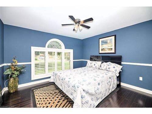 1 Alder Crescent, Pelham, ON - Indoor Photo Showing Bedroom