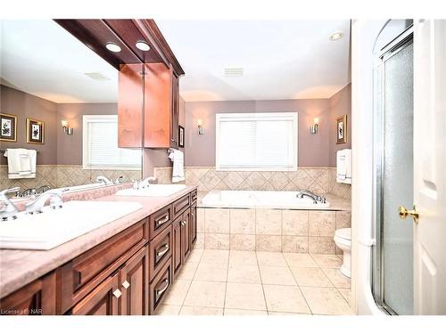 119 Sandra Drive Drive, Fenwick, ON - Indoor Photo Showing Bathroom