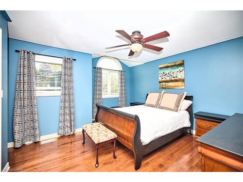 119 Sandra Drive Drive, Fenwick, ON - Indoor Photo Showing Bedroom