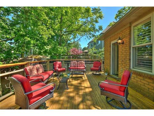 7 Scottdale Court, Fonthill, ON - Outdoor With Deck Patio Veranda