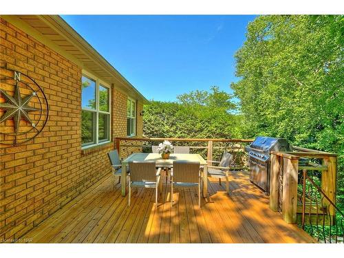 7 Scottdale Court, Fonthill, ON - Outdoor With Deck Patio Veranda With Exterior