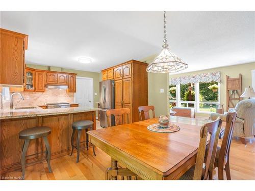 73080 Kilts Road, Wainfleet, ON - Indoor Photo Showing Dining Room