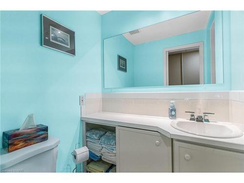 73080 Kilts Road, Wainfleet, ON - Indoor Photo Showing Bathroom