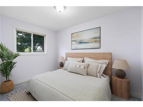 3679 Frances Street, Ridgeway, ON - Indoor Photo Showing Bedroom